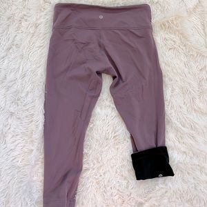 LULULEMON Plum and black Reversible wunder-under Crops - size 8